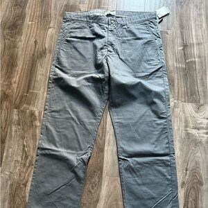 NWT Calvin Klein gray pants-34x30